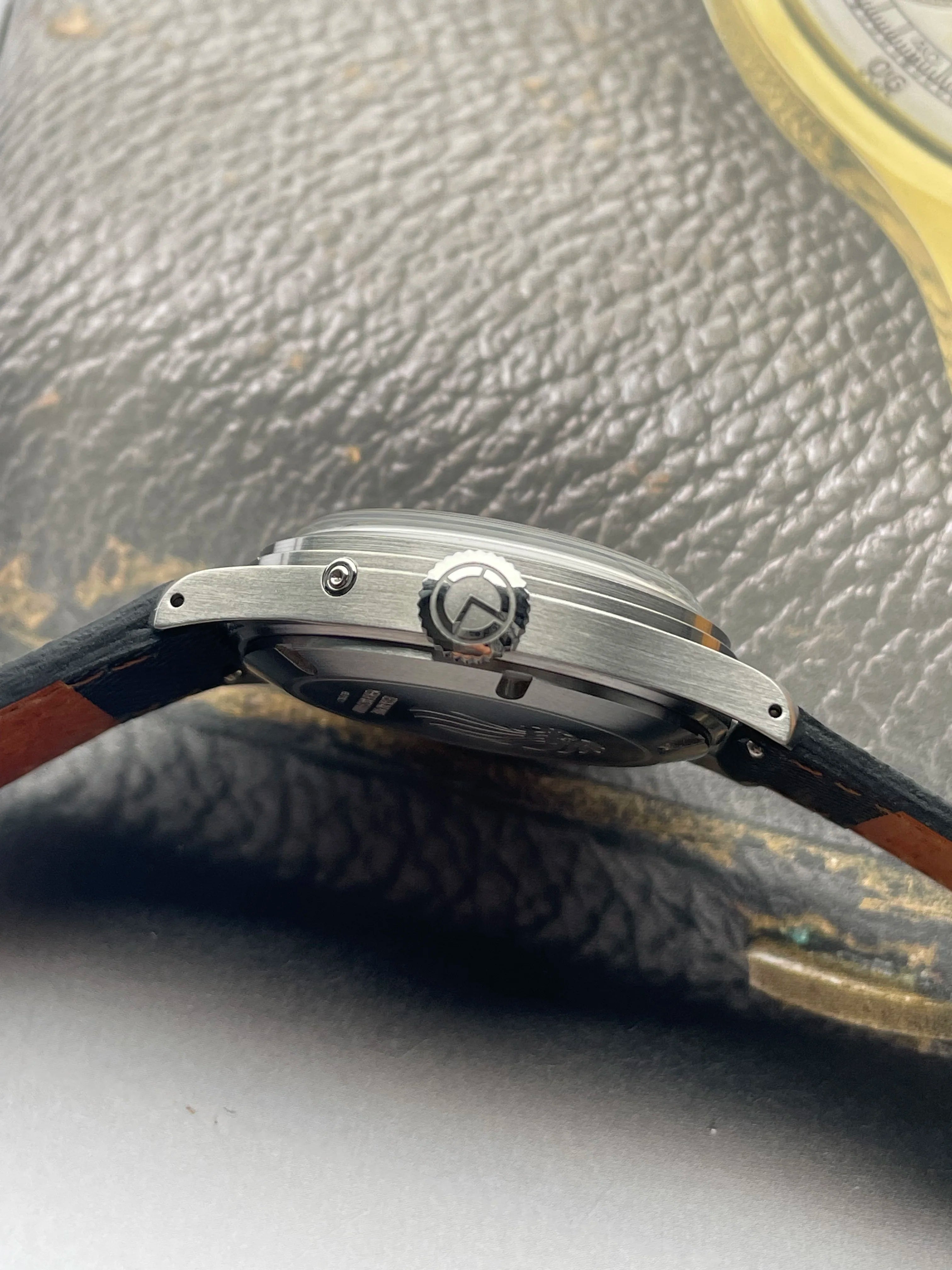 Merkur Flying Back Watches